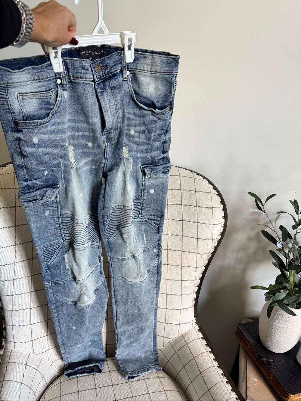 Men's Light Blue Skinny Moto Jeans with Distressed Knee Panels